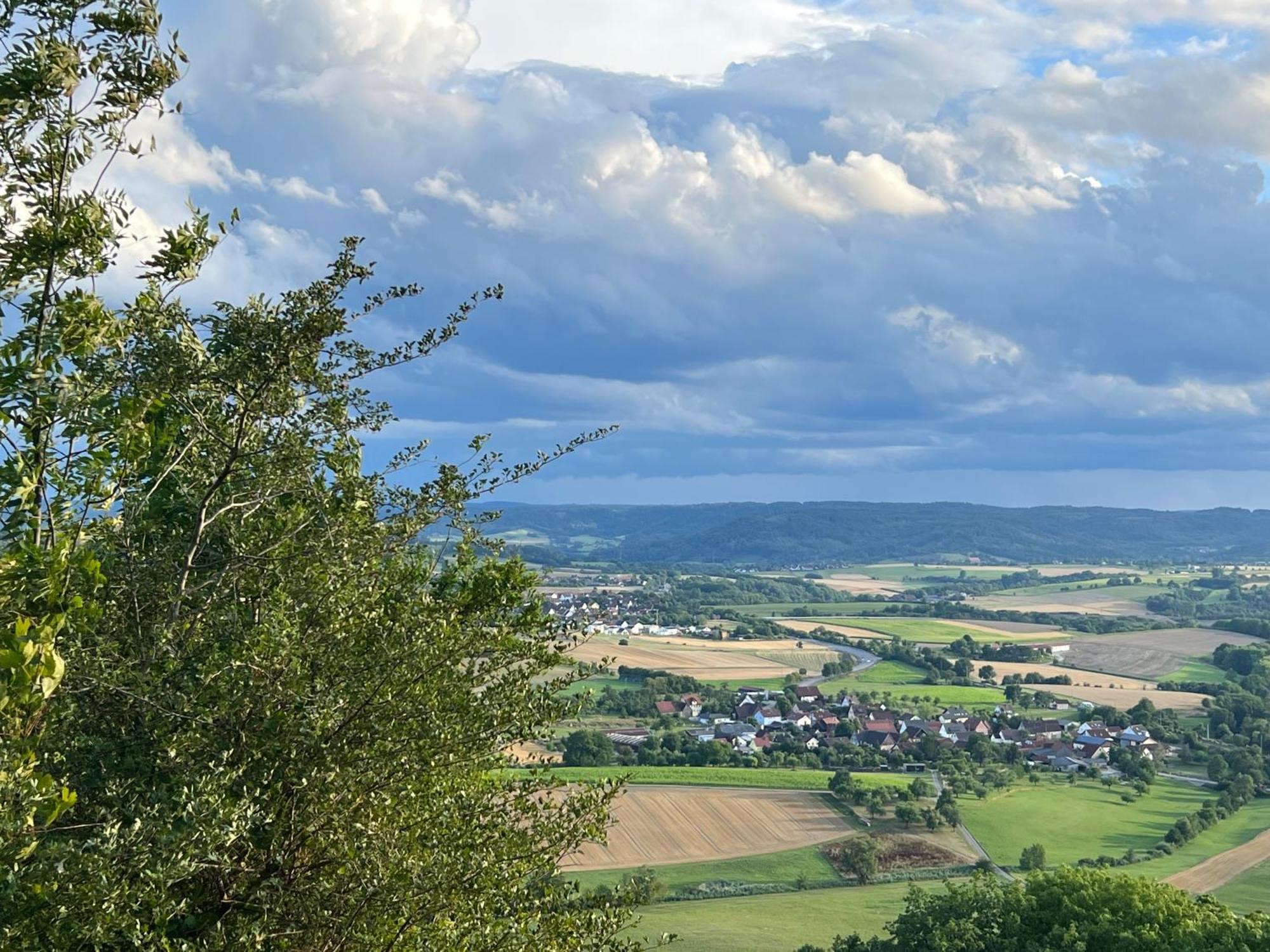 Ferieninrosengarten 1 Zi Appartement 190 Cm Deckenhoehe Oder Grosse 4 Zi Dg Whg Zewnętrze zdjęcie