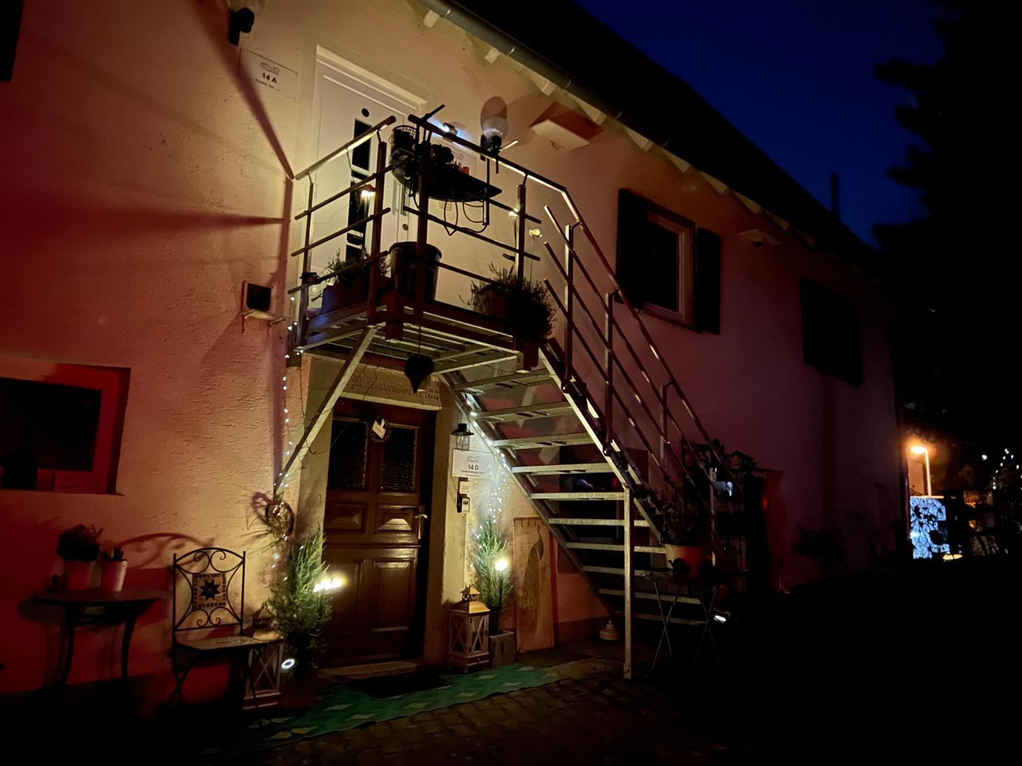 Ferieninrosengarten 1 Zi Appartement 190 Cm Deckenhoehe Oder Grosse 4 Zi Dg Whg Zewnętrze zdjęcie
